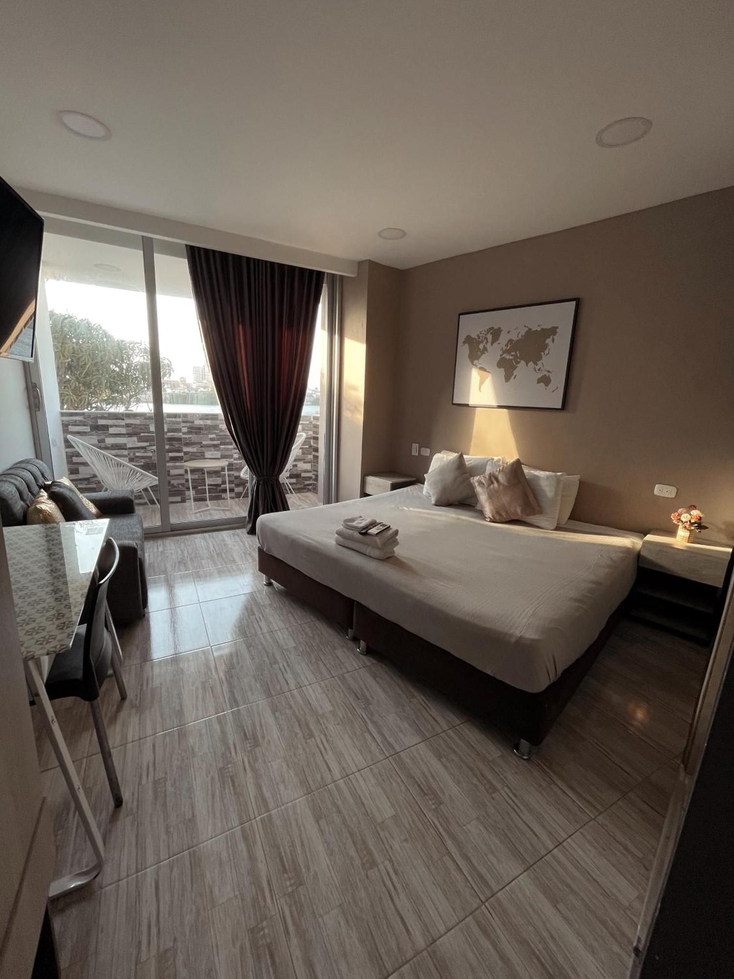 Suite Con Balcon Cerca Al Centro Cartagena Екстер'єр фото